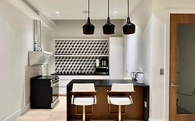 Cozy Bedroom With Private Bathroom In Vancouver West